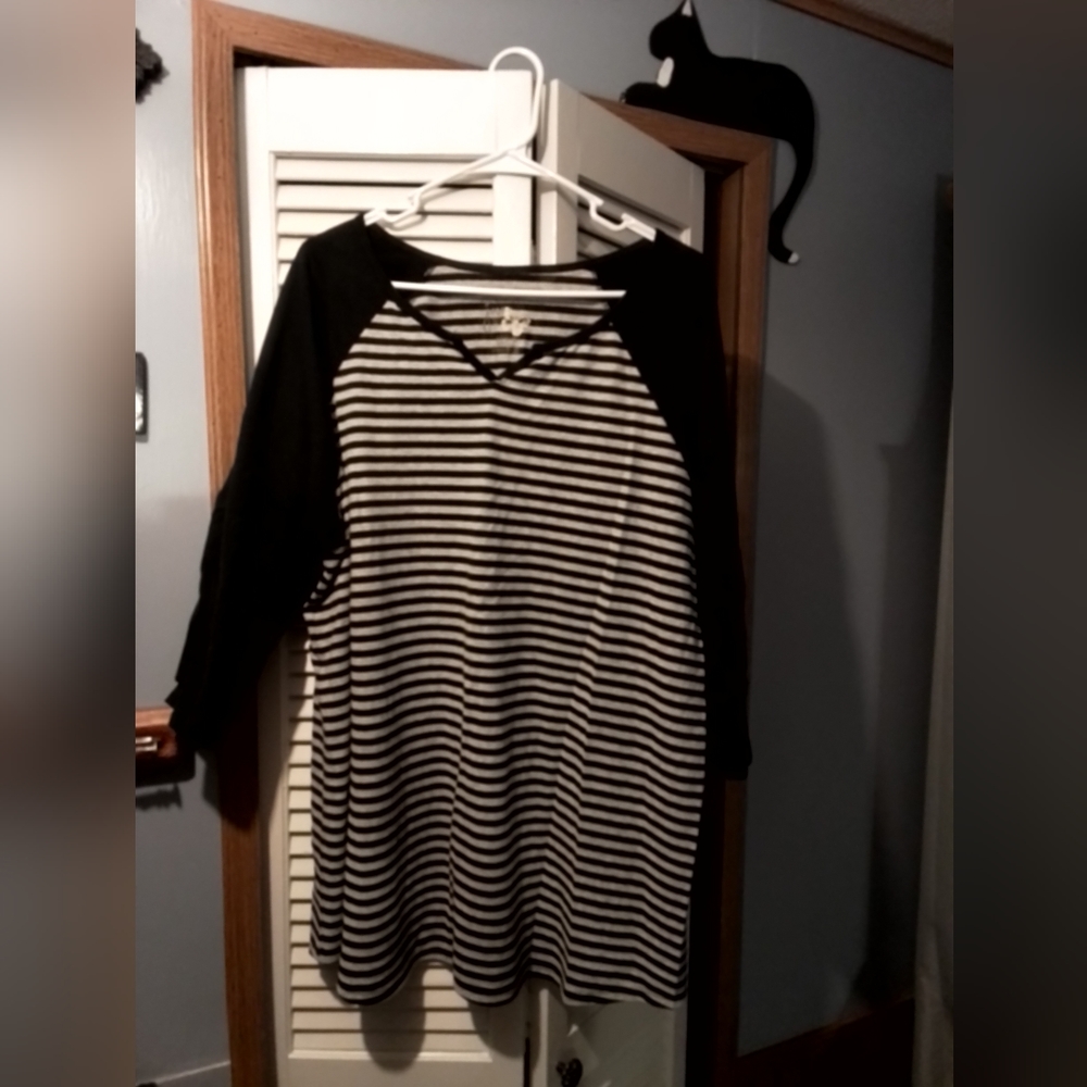 JMS 4X 3/4 sleeve striped shirt